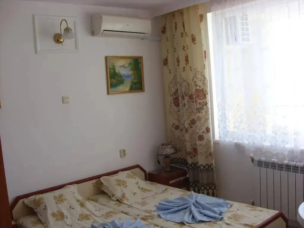 Созополь: Guest House Mechta