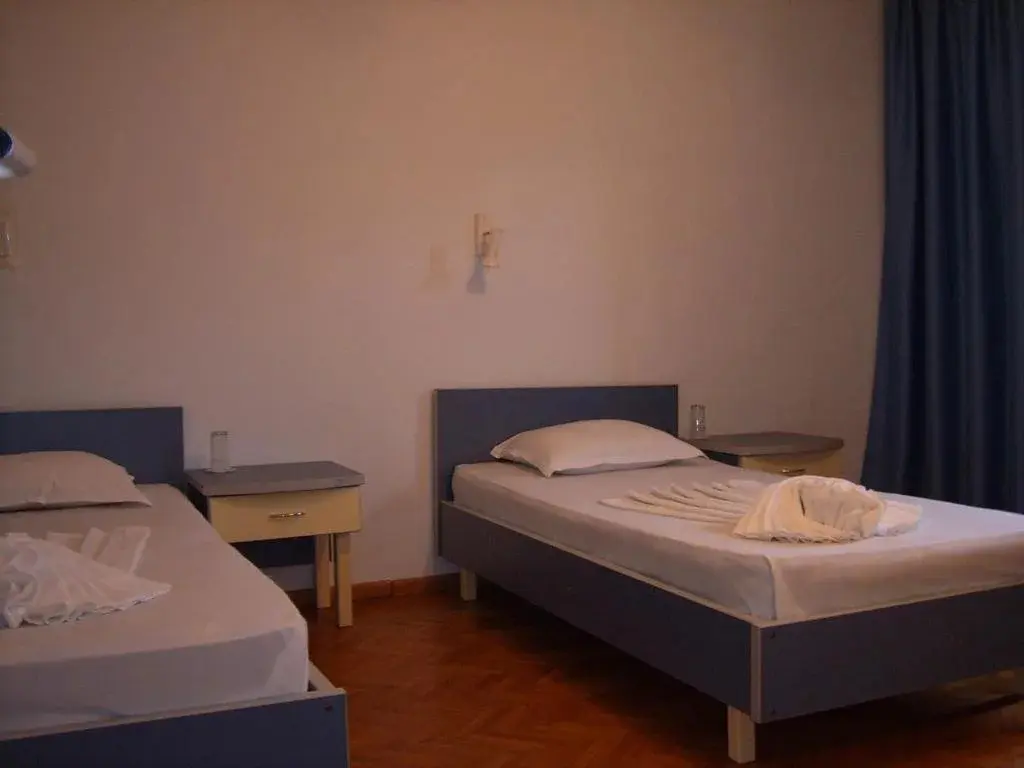 Варна: ADIS Holiday Inn Hotel