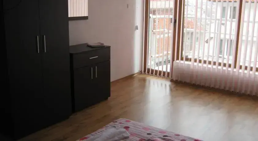 Созополь: Guest House Mihalevi