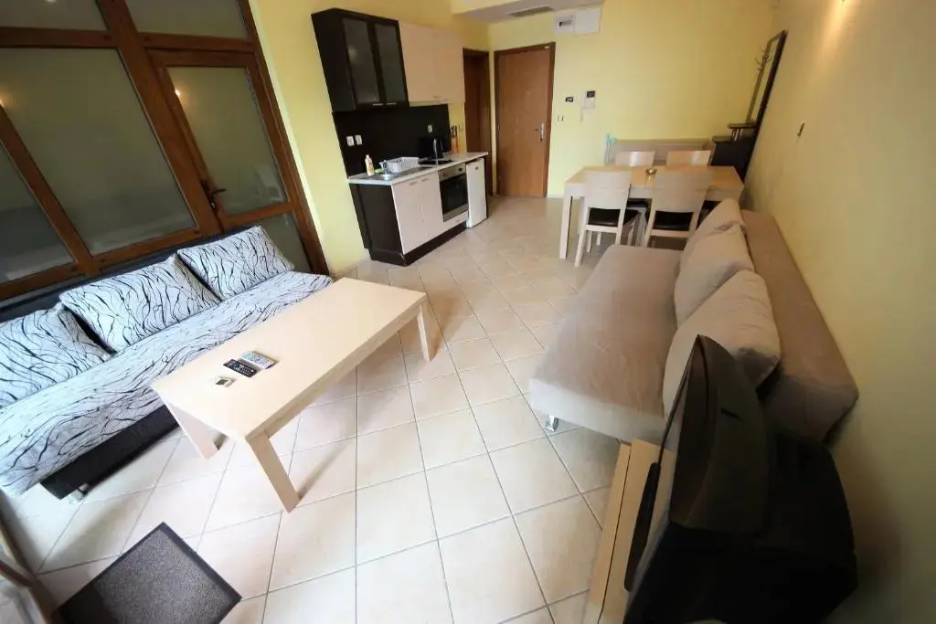 Солнечный берег: Menada Midia Apartments