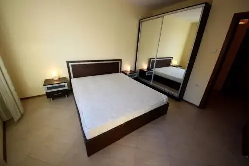 Солнечный берег: Menada Amadeus 3 Apartment