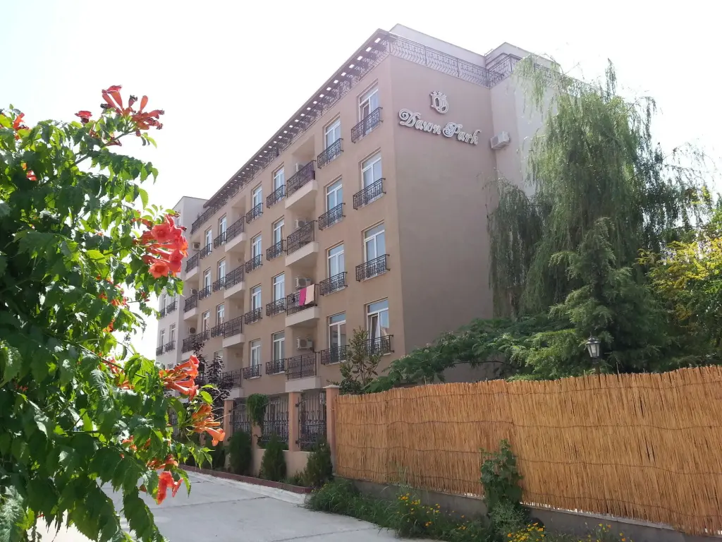 Солнечный берег: Menada Dawn Park Apartments