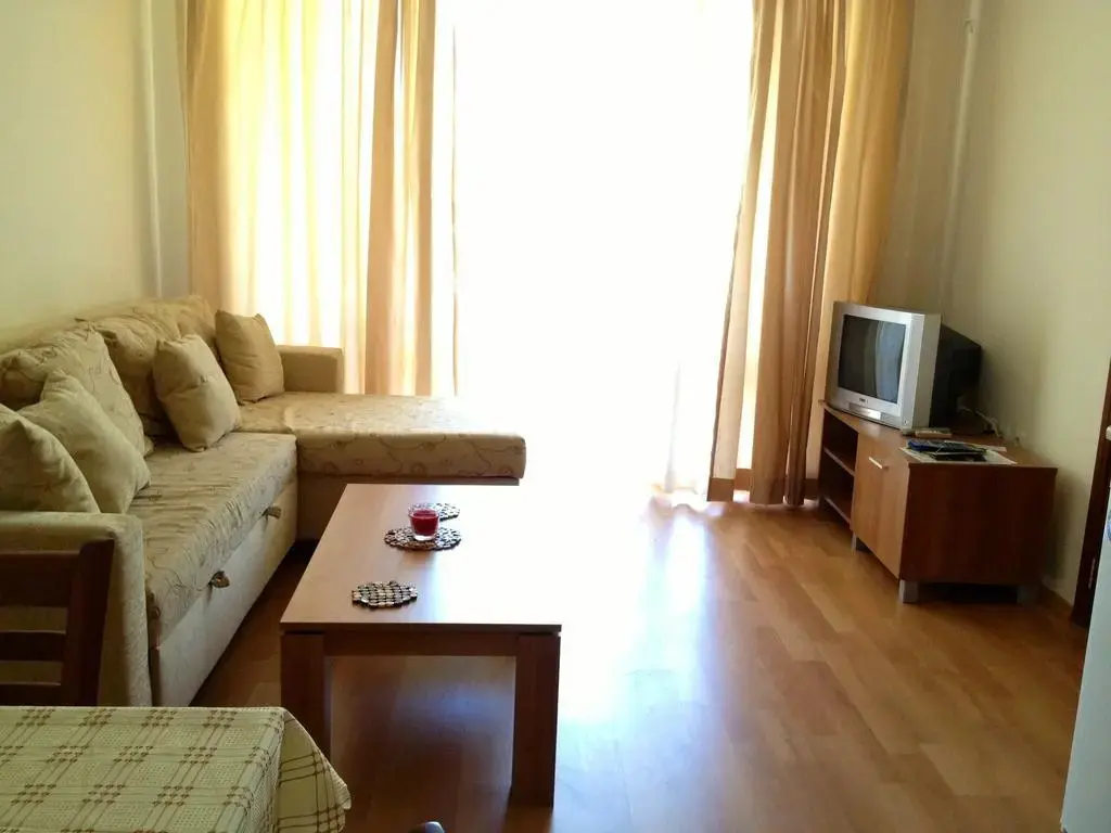 Солнечный берег: Apartment in Kassandra Complex
