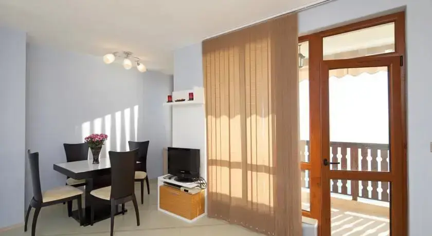 Свети Влас: Mars Apartments in Tryavna Beach Complex