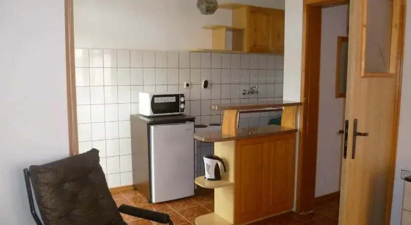 Черноморец: Coral Family Hotel