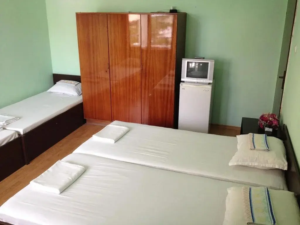 Черноморец: Къща за гости Стоянови - Guest House Stoyanovi