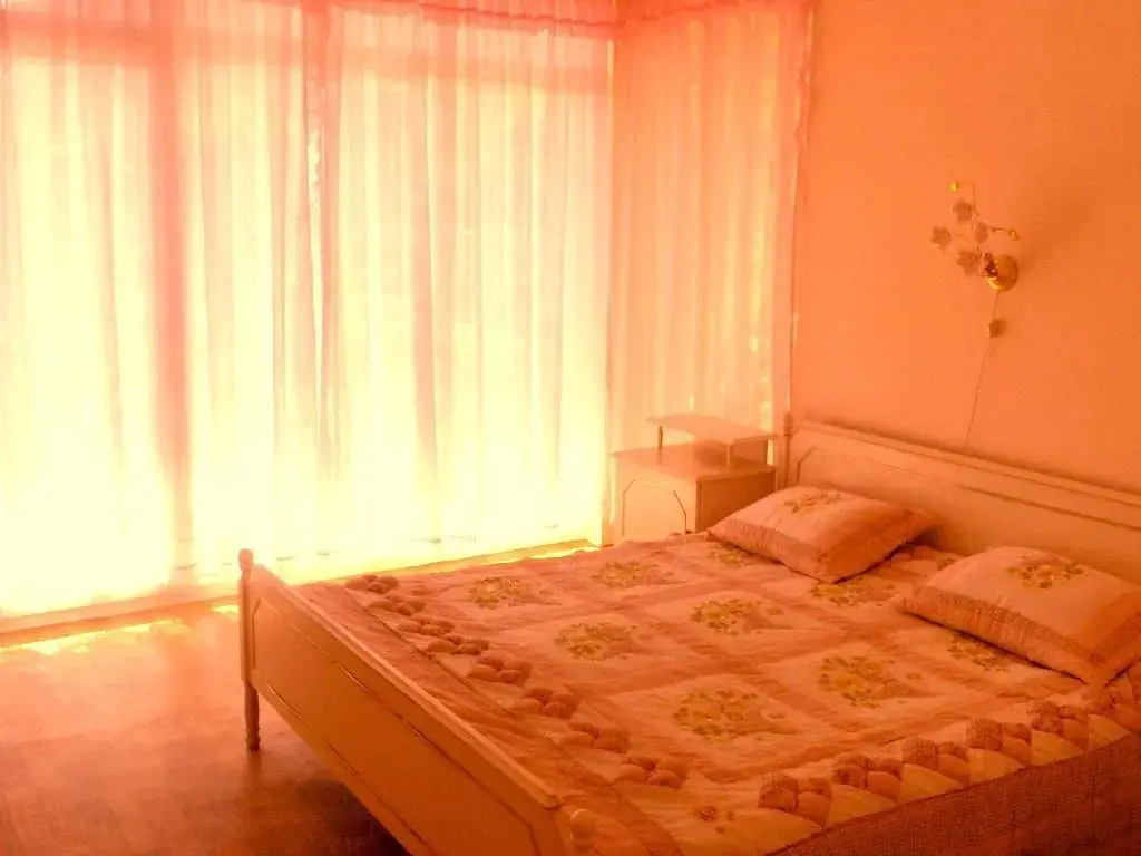 Варна: Family Hotel Liana