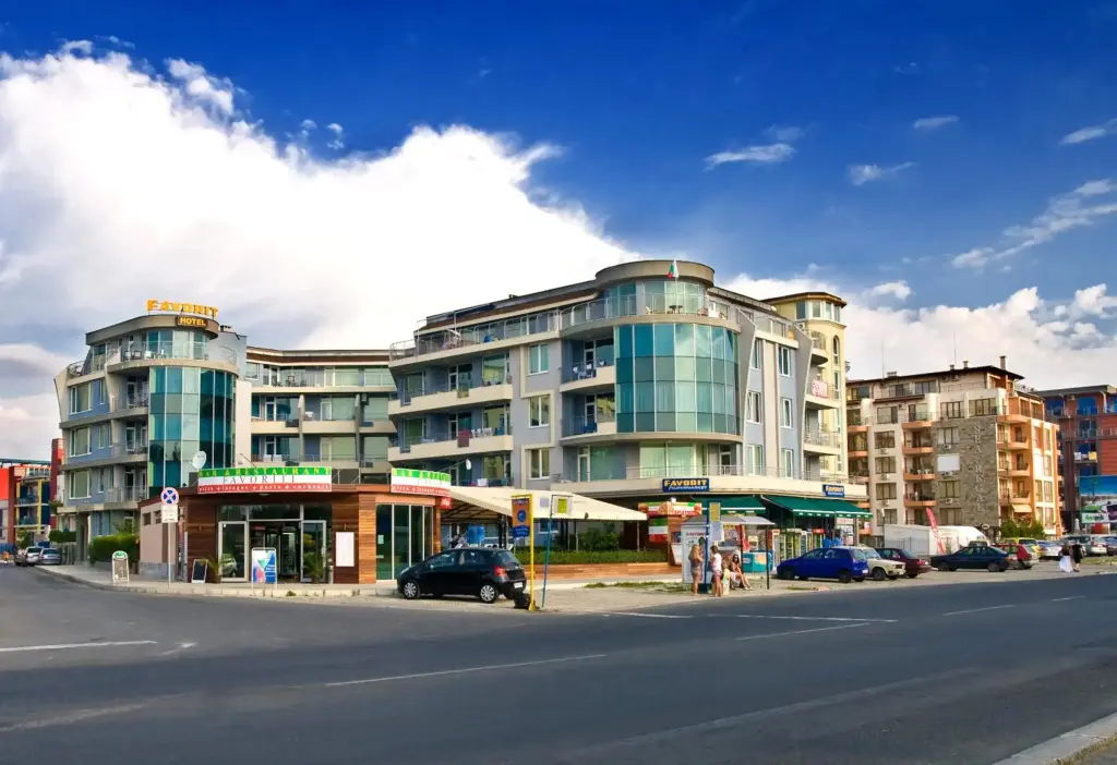 Солнечный берег: Favorit Aparthotel