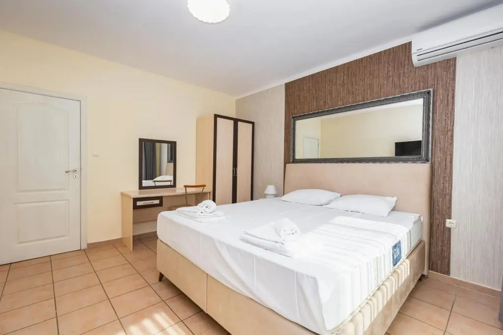 Солнечный берег: Favorit Aparthotel