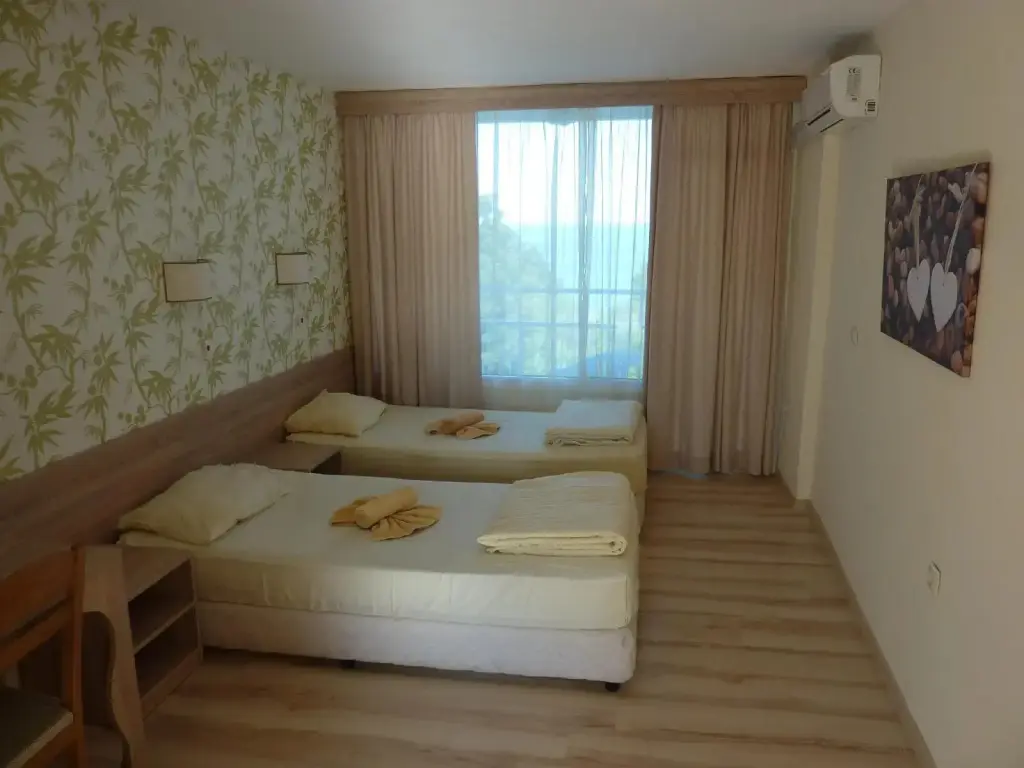 Варна: Hotel Zarya