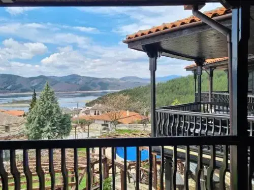 Карджали: Trifon Zarezan Family Hotel