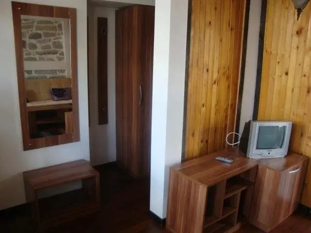Карджали: Trifon Zarezan Family Hotel