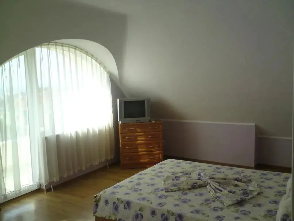 Варна: Guest House Roni