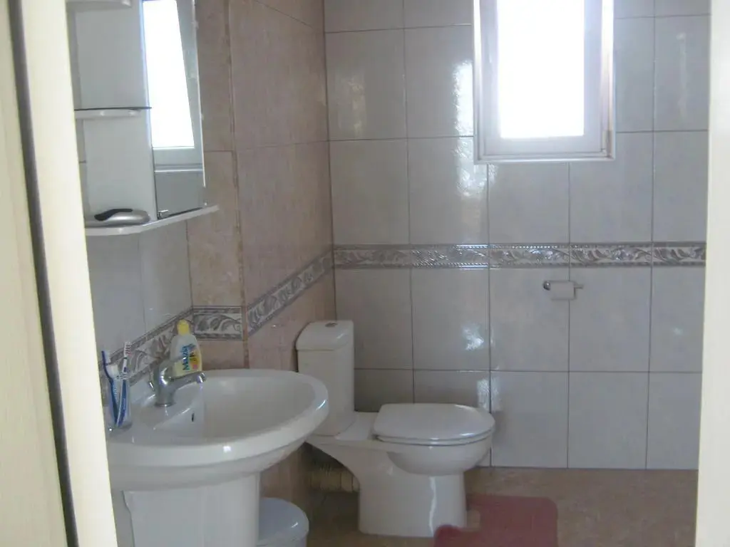 Варна: Guest House Roni