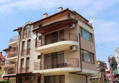 Несебр: Deva Apartments