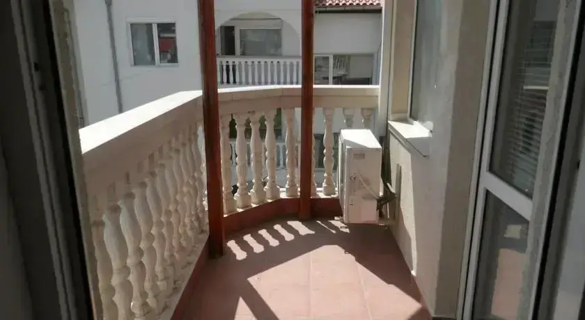 Солнечный берег: Adita Apartments in Bravo 1 Complex