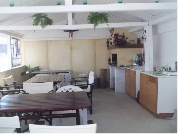 Черноморец: Ianakiev Guest House