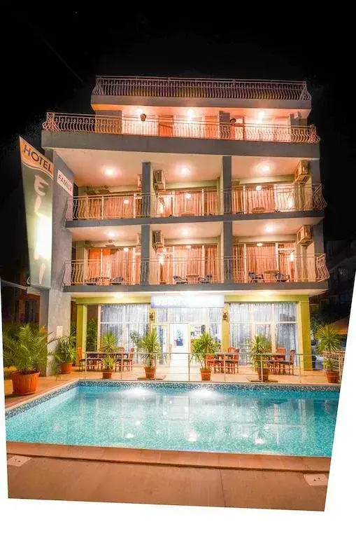 Несебр: Apartments in Nessebar