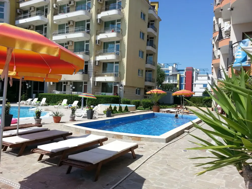 Солнечный берег: Menada Sea Regal Apartments
