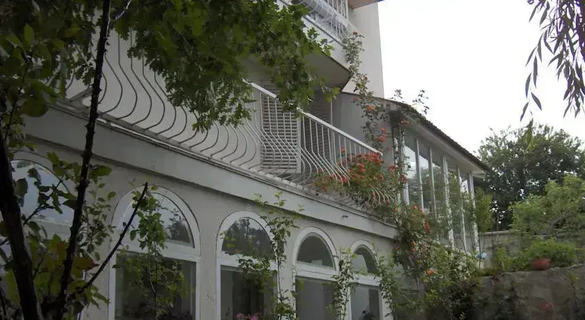 Варна: Kospela Villa