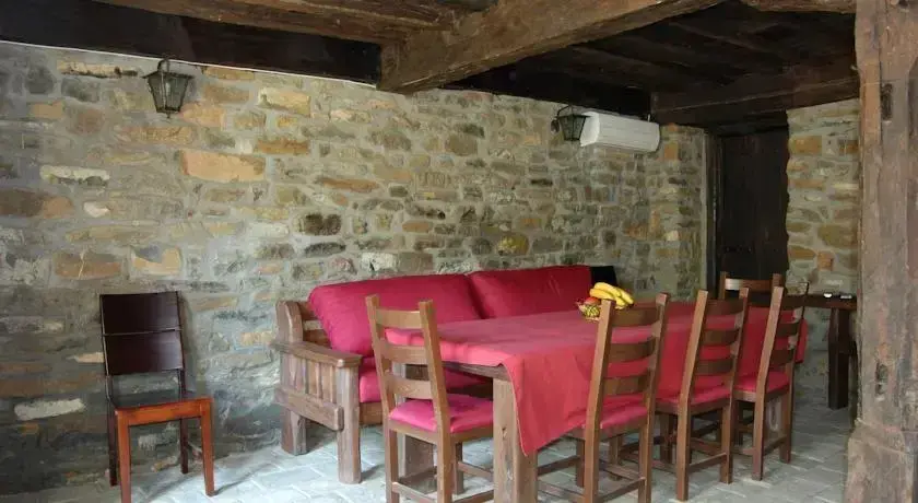 Троян: Balkanets Guest House