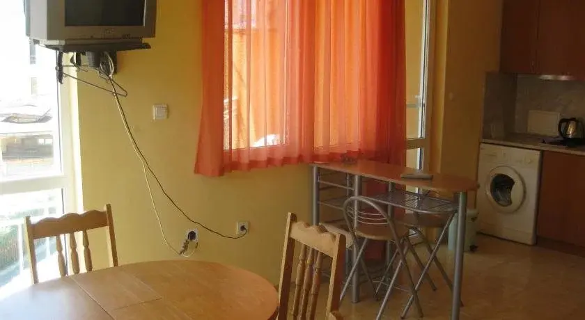 Солнечный берег: Villa Sunshine