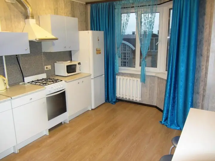 Уфа: Apartment Chernyshevskogo 71/1