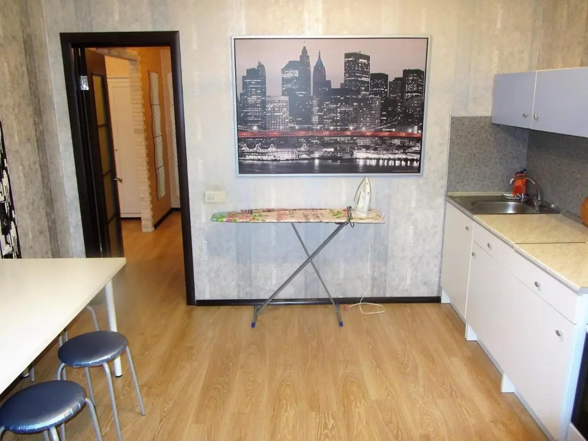 Уфа: Apartment Chernyshevskogo 71/1