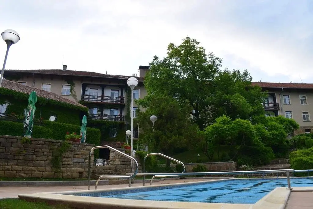 Боженци: Balneo Hotel Lyulyatsi