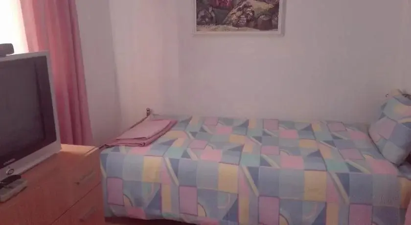 Извос: Villa Jun Guest House