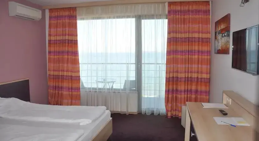 Солнечный берег: Hotel Villa Boyco
