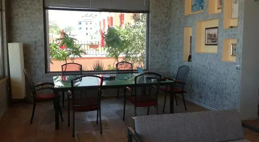 Солнечный берег: Hotel Villa Boyco