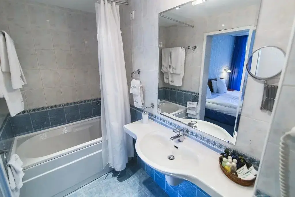 Пирдоп: SPA Hotel Borova Gora
