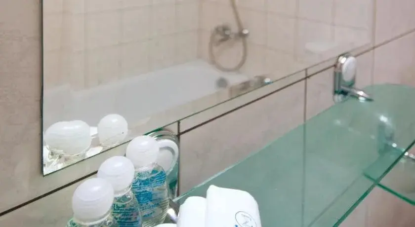 Китен: Hotel Sigma
