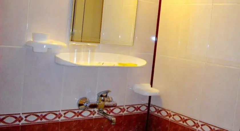 Несебр: Guest House Viena
