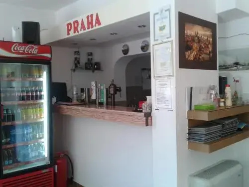 Приморско: Family Hotel Praha