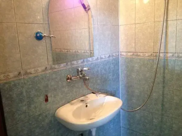 Китен: Kazlarov Guest House