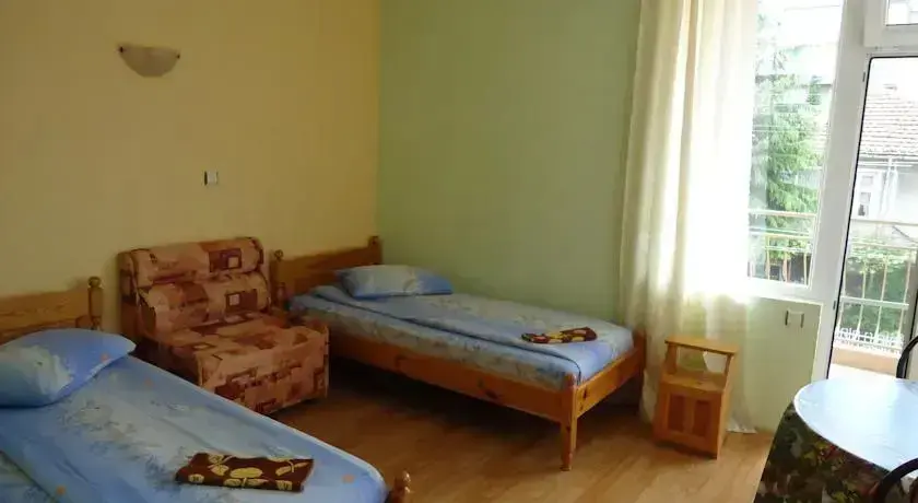 Китен: Kazlarov Guest House