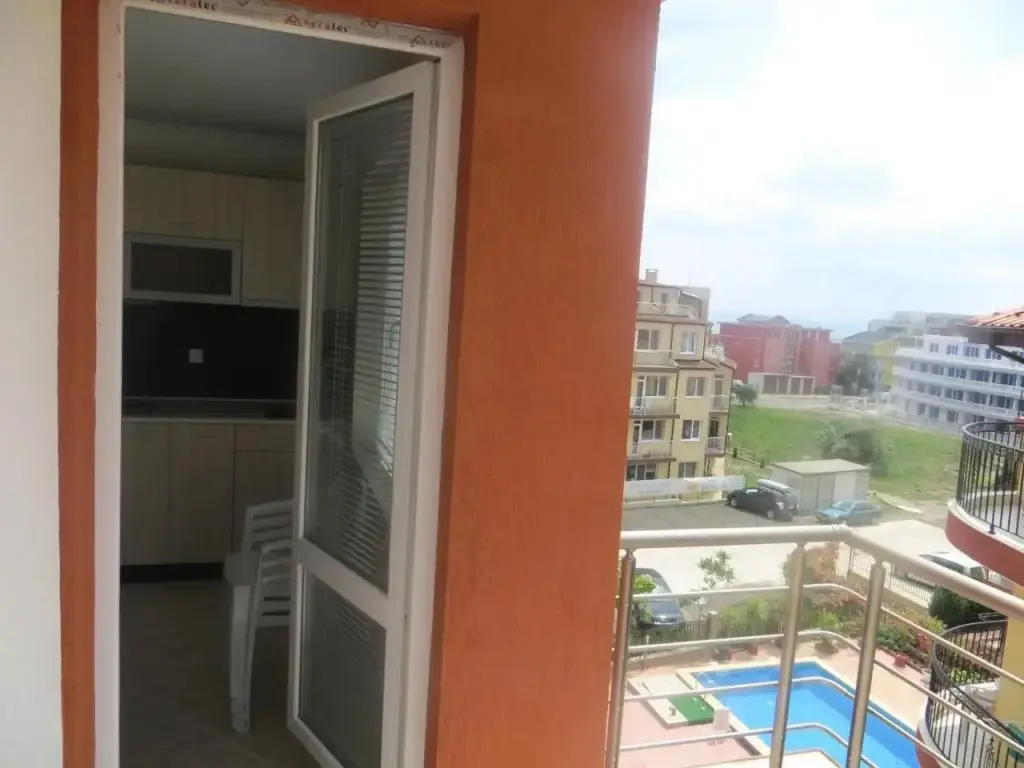 Несебр: Apartments in Azalia 2 Complex