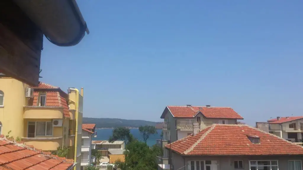 Приморско: Svetla Guest House