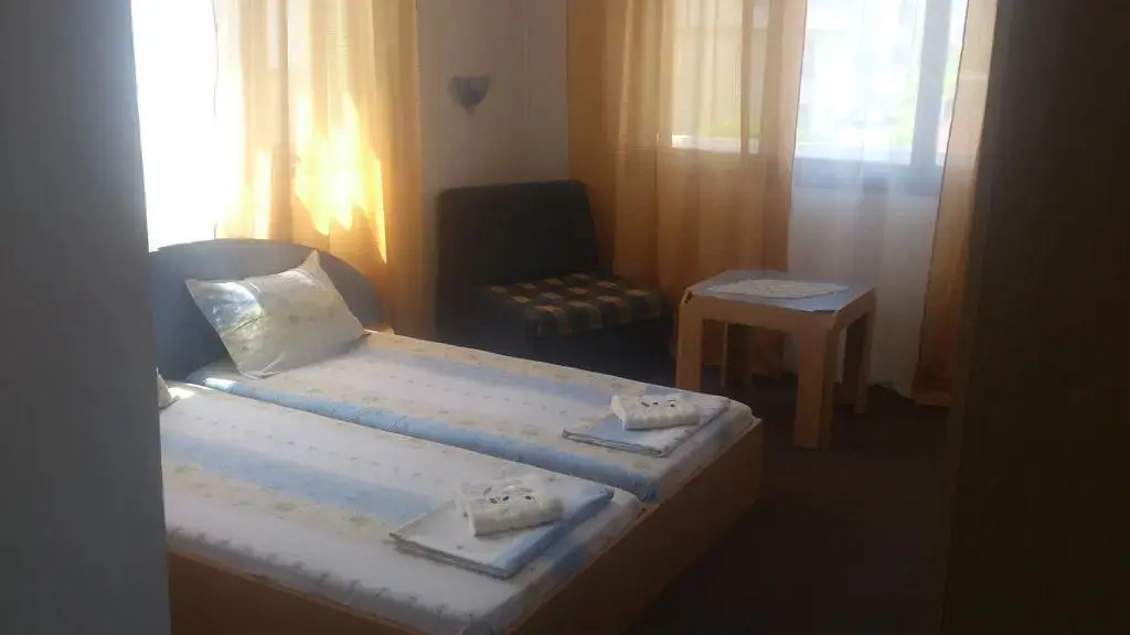 Приморско: Svetla Guest House