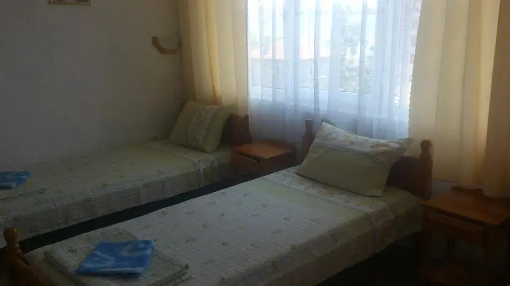 Приморско: Svetla Guest House
