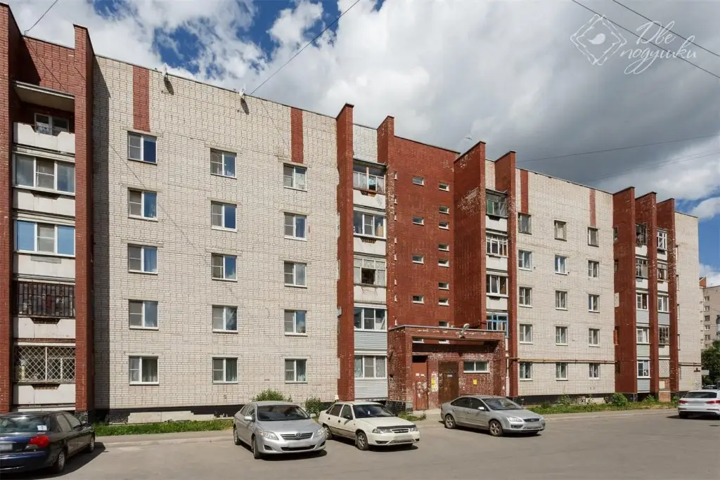 Вологда: Две Подушки на улице Конева 5А