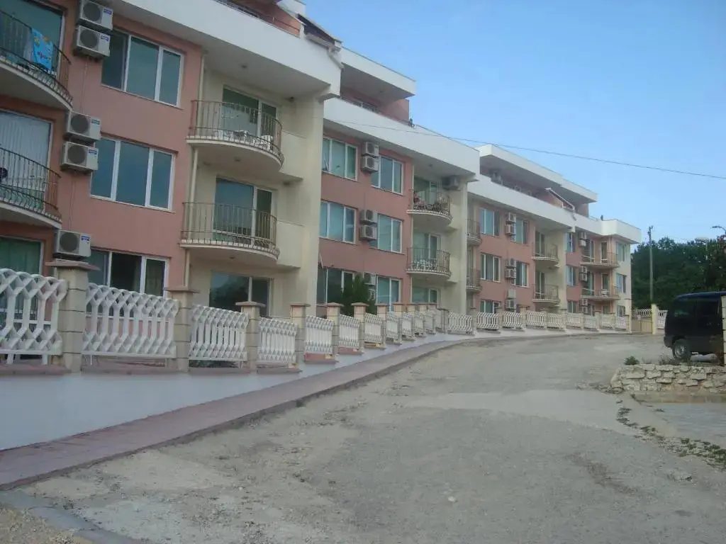 Apartment in Sea Paradise Complex — фото 1
