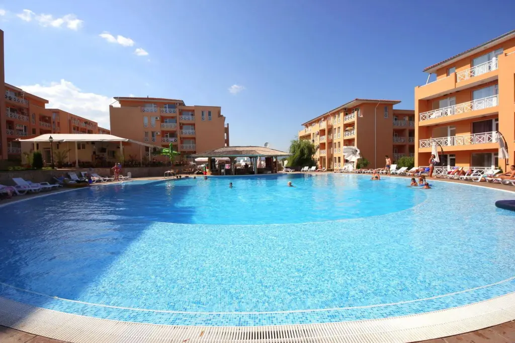 Тънково: Apartment in Sunny Day 6