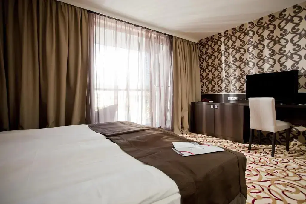 Солнечный берег: Platinum Hotel & Casino