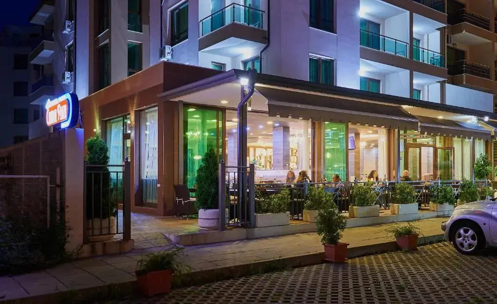 Поморие: Central Plaza Hotel