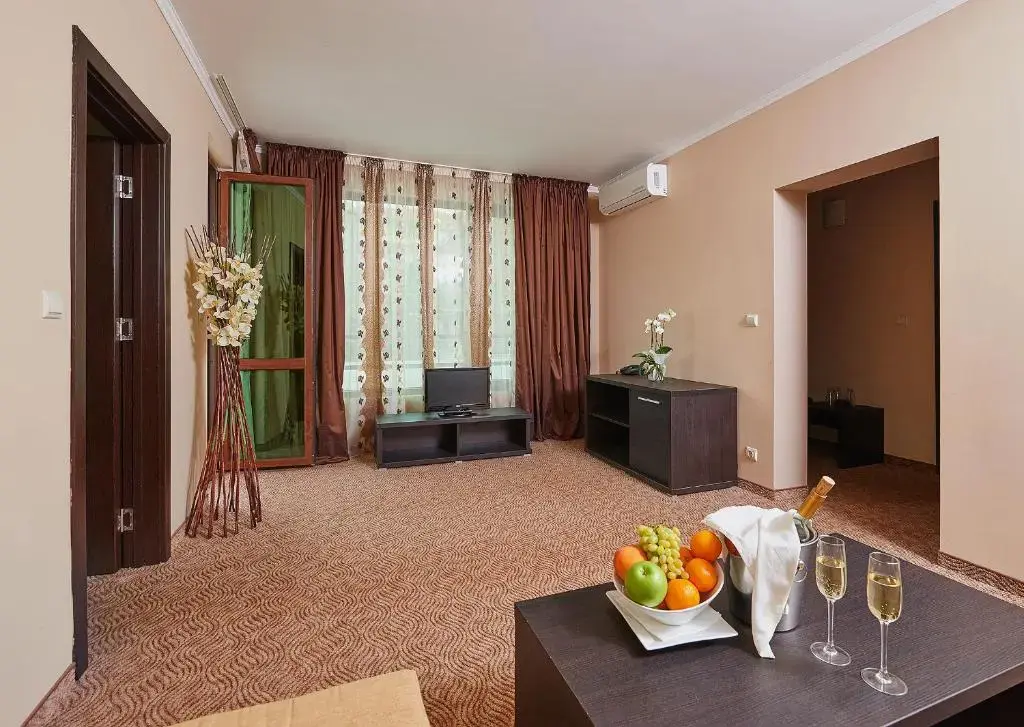 Поморие: Central Plaza Hotel