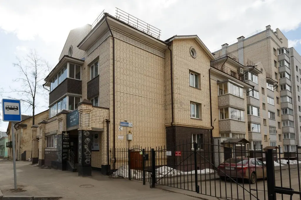 Вологда: Две Подушки на улице Козленская