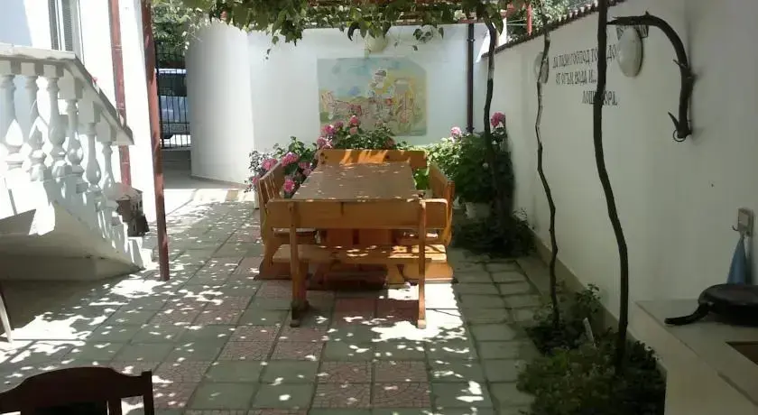 Приморско: Guest House Varbanov 2